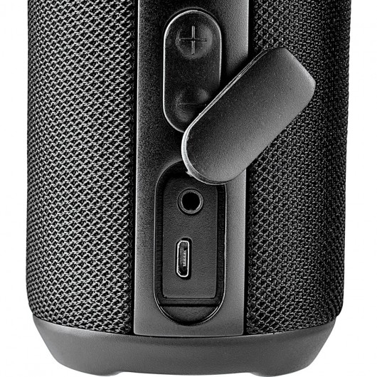 Close Up Fabric Waterproof Speakers